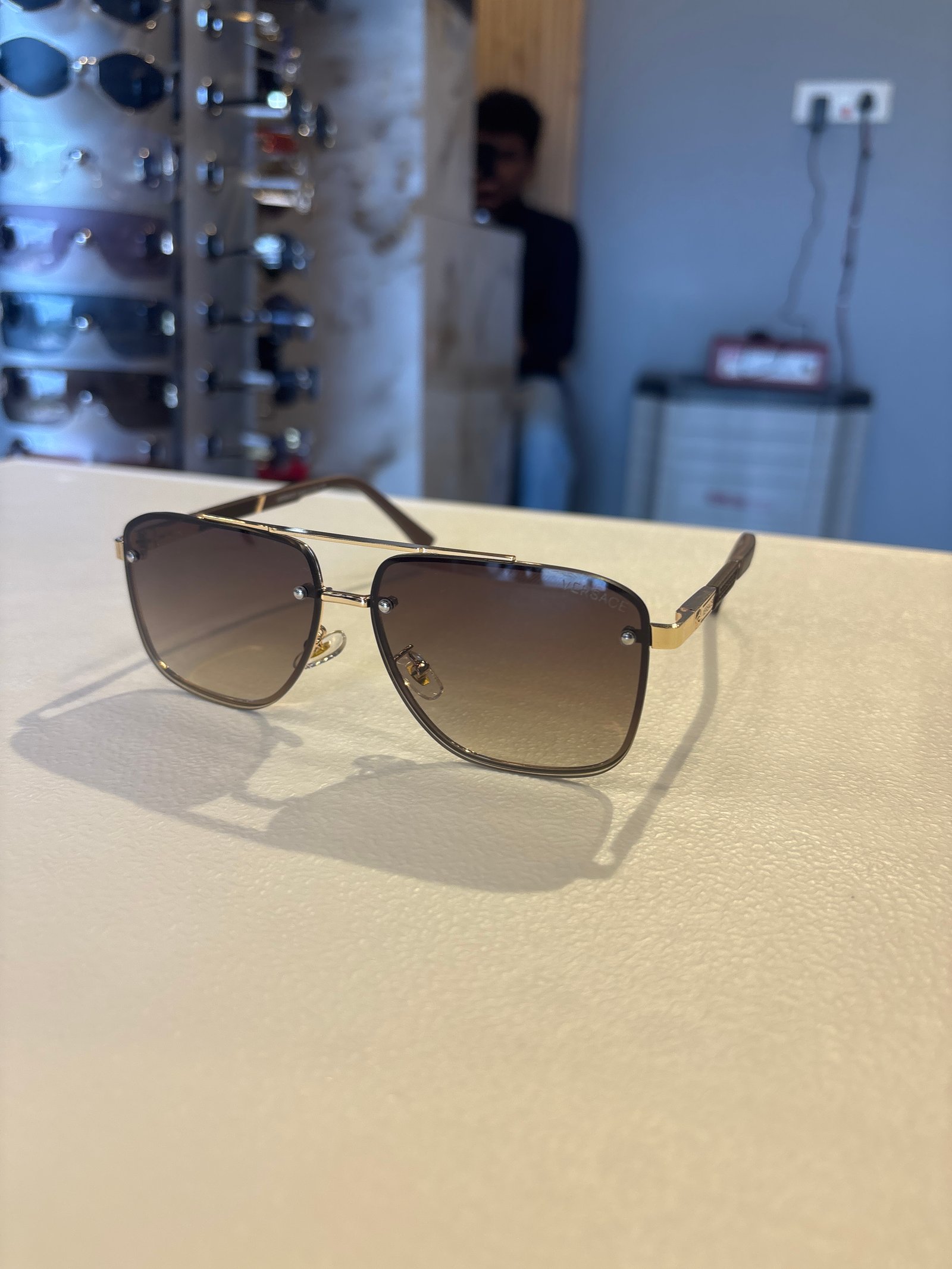Aviator Sunglasses for Men with Gradient Brown Lenses
